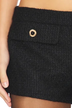 Jacquie Tweed Short