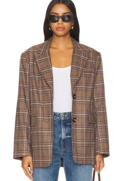 Leah Blazer