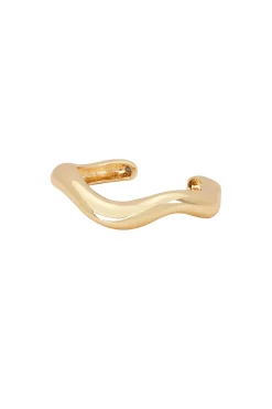 Mae Cuff