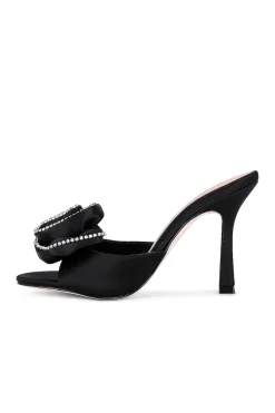 x Rachel Merle Heel
