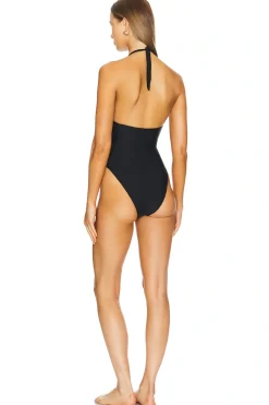 Ava One Piece