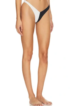 Kimo Contrast Triangle Bottom